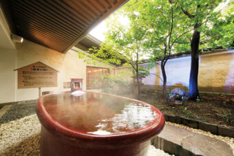 画像：諏訪　浜の湯男性大浴場薬草の湯